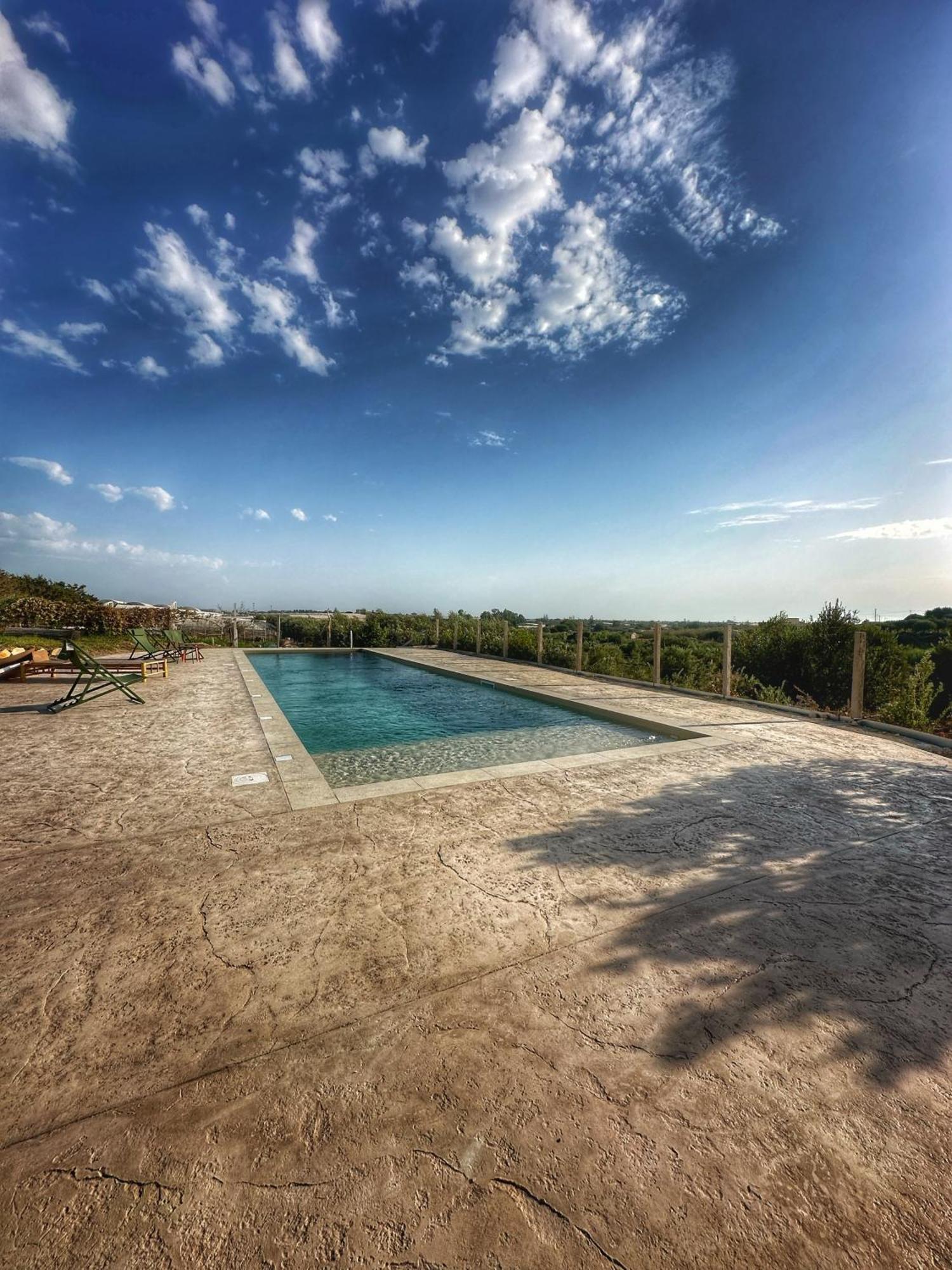 Ciriga Sicily Glamping Resort 圣玛丽亚德尔法加洛 外观 照片