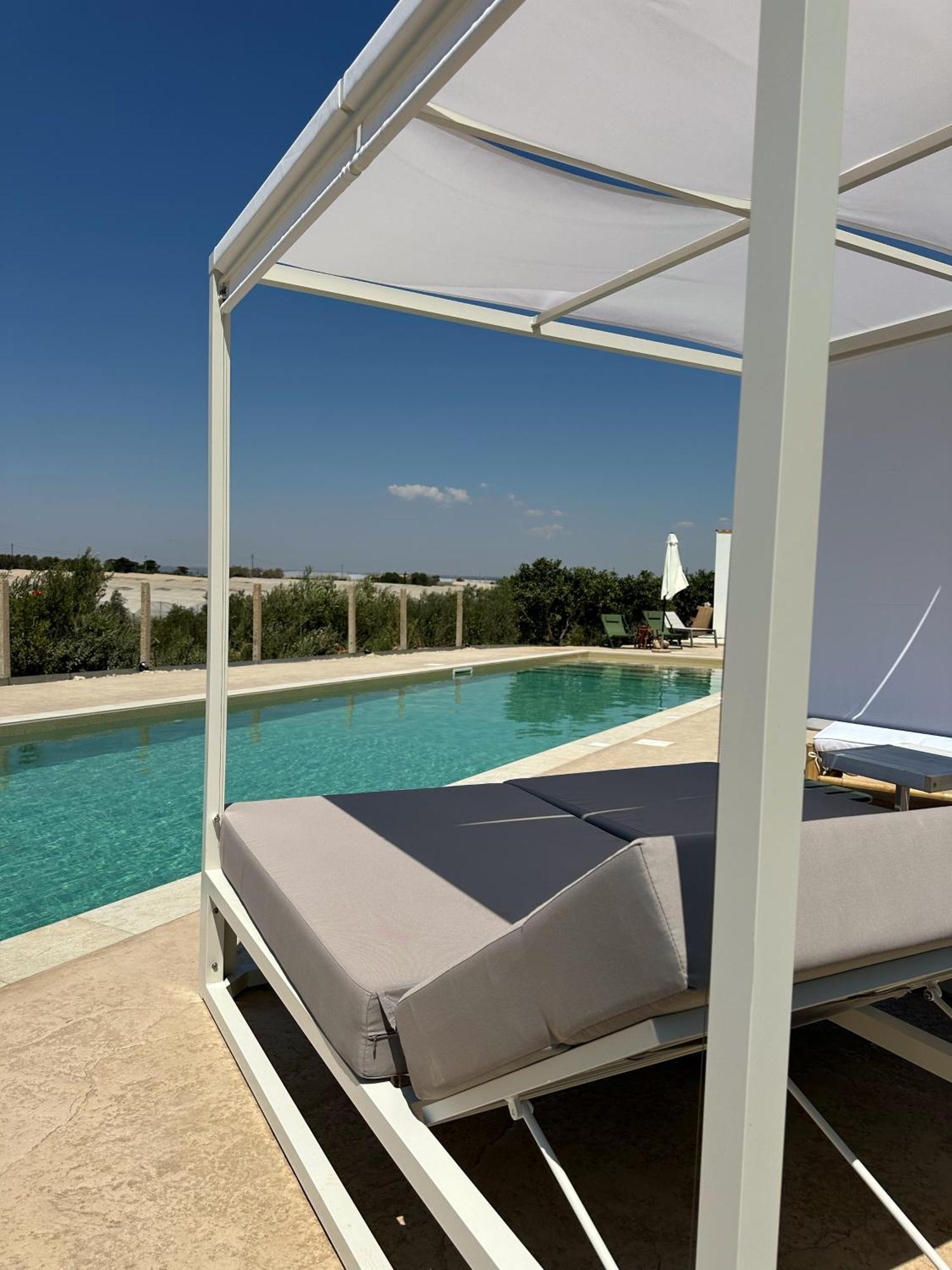Ciriga Sicily Glamping Resort 圣玛丽亚德尔法加洛 外观 照片