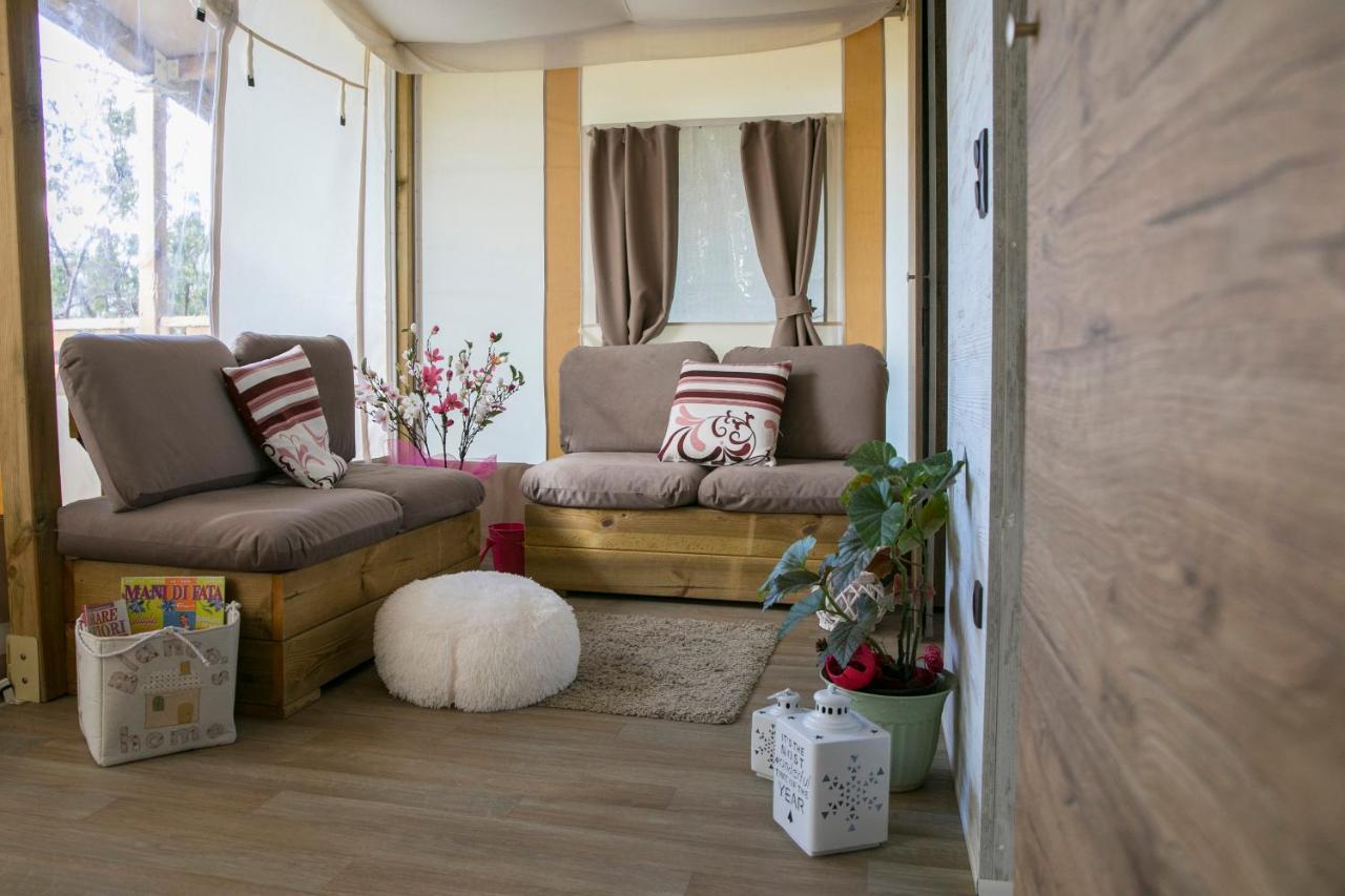 Ciriga Sicily Glamping Resort 圣玛丽亚德尔法加洛 外观 照片